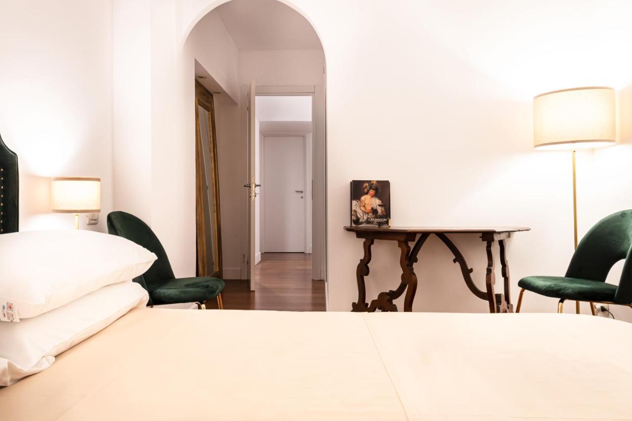 Charme & Chic San Giacomo Рим Екстер'єр фото